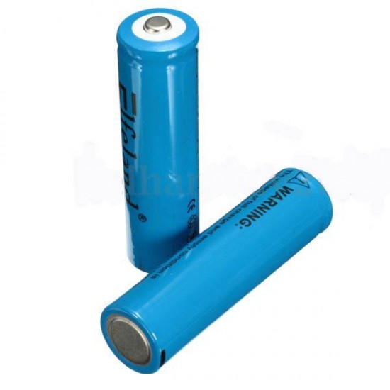 2x 3.7V 3000mAh 18650 Li-ion Battery + EU/US Plug Charger