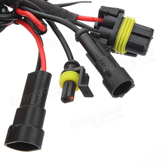 une voiture de 35w paire 9006 cachait la lampe de la lumière des phares au xénon de remplacement une voiture de 35w paire 9006 cachait la lampe de la lumière des phares au xénon de remplacement