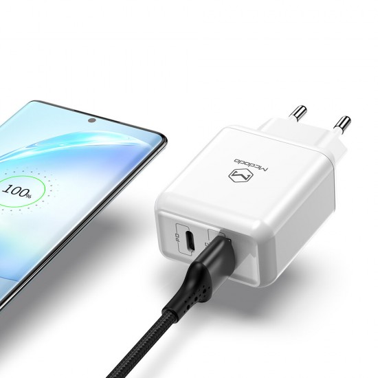 EU/US/UK Plug 18W USB Charger PD QC3.0 Travel Wall Charger Adapter Fast Charging For iPhone XS 11Pro MI10 Note 9S S20 S20+