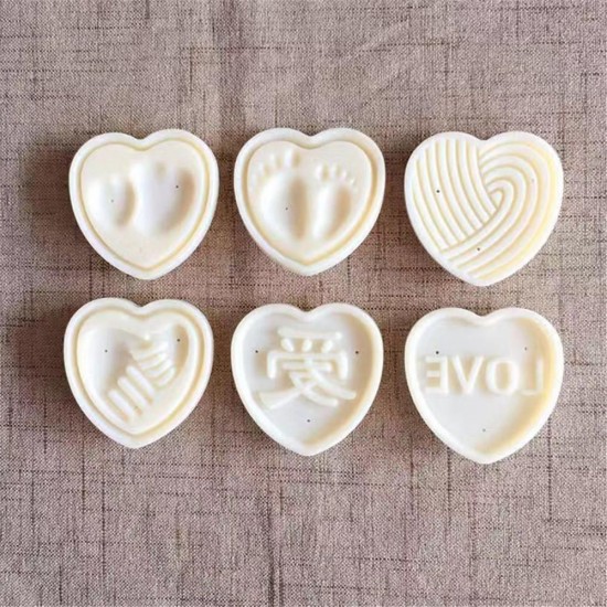 Heart Stamps Moon Cake Mould 3D DIY Mooncake Mold Mid-autumn Festival Baking Accessories Heart Stamps Moon Cake Mould 3D DIY Mooncake Mold Mid-autumn Festival Baking Accessories
