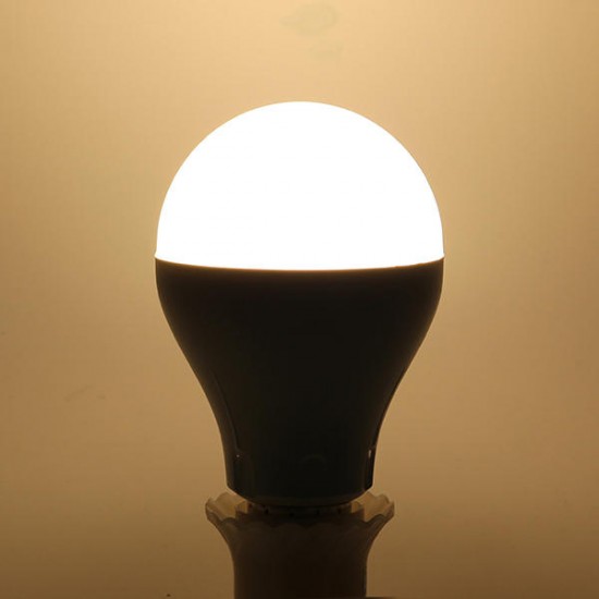 E27 4W 7W Warm White Pure White Radar Sensor Light Control LED Bulb for Porch AC100-265V E27 4W 7W Warm White Pure White Radar Sensor Light Control LED Bulb for Porch AC100-265V