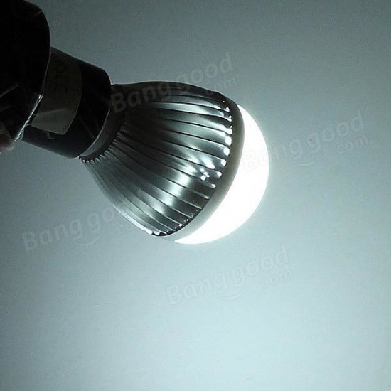 E27 6W LED Bulb Warm White/White AC110-240V LED Globe Light Bulb
