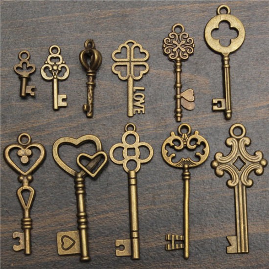 11Pcs Antique Vintage Old Look Skeleton Key Set Pendant Heart Bow Steampunk Lock