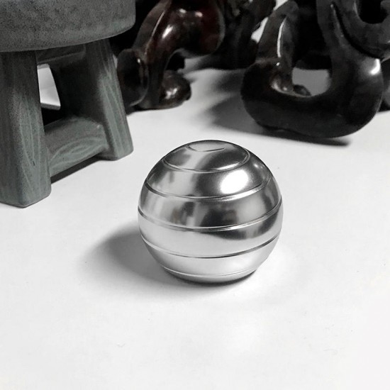 Desktop Decompression Spinner Rotating Spherical Gyroscope Spinner Gyro Toy Desktop Decompression Spinner Rotating Spherical Gyroscope Spinner Gyro Toy