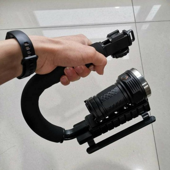 U Shape Labor-saving Adjustable Flashlight Bracket For MF01 MF01S MF02 MF02S Flashlight Stand Camera Video Handle Grip Holder U Shape Labor-saving Adjustable Flashlight Bracket For MF01 MF01S MF02 MF02S Flashlight Stand Camera Video Handle Grip Holder