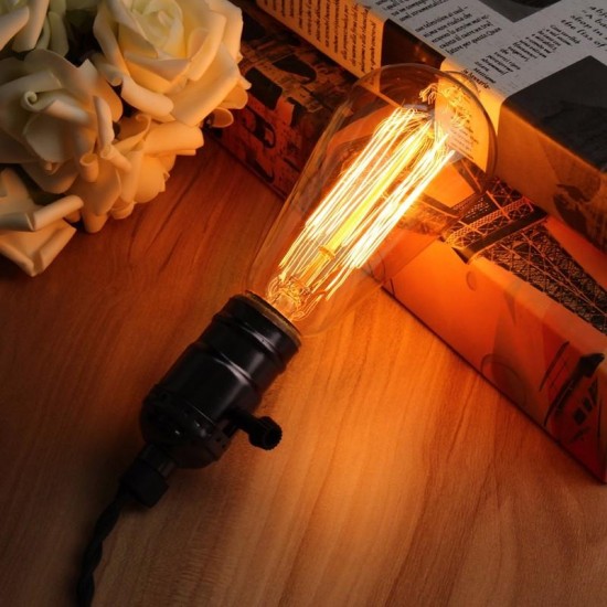 E27 60W Retro Vintage Industrial Style Filament Light Bulb Edison Lamp AC110V/220V E27 60W Retro Vintage Industrial Style Filament Light Bulb Edison Lamp AC110V/220V