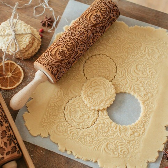 Christmas 3D Flower Wood Rolling Pin Embossing Baking Cookie Biscuit Fondant DIY Baking Tools Christmas 3D Flower Wood Rolling Pin Embossing Baking Cookie Biscuit Fondant DIY Baking Tools