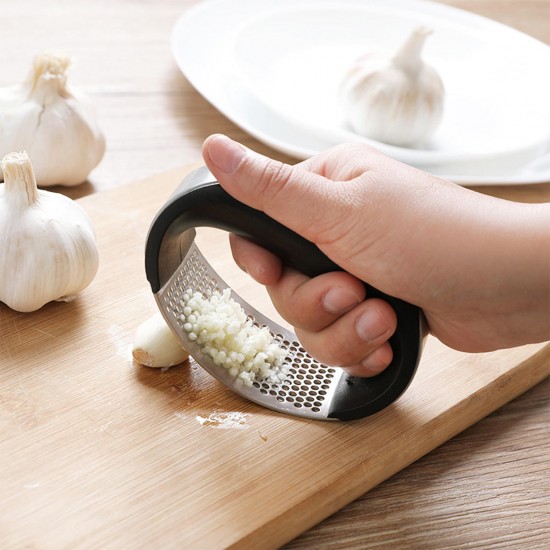 Stainless Steel Manual Garlic Presser Crusher Squeezer Masher Kitchen Tool Home