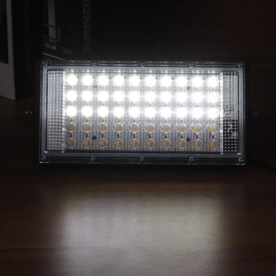 15W USB 50 LED Flood Light DC5V Dimmable Two Color Temperature Waterproof IP65 For Outdoor Camping Travel Emergency 15W USB 50 LED Flood Light DC5V Dimmable Two Color Temperature Waterproof IP65 For Outdoor Camping Travel Emergency