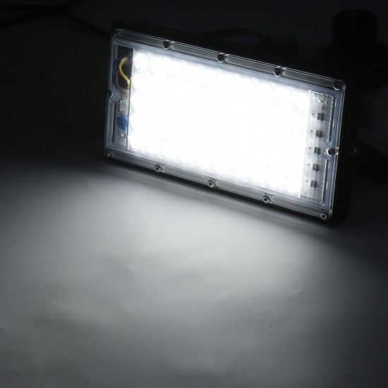 50W LED Flood Light Cool White Outdoor Spotlight Garden Yard Lamp IP66 AC220-240V 50W LED Flood Light Cool White Outdoor Spotlight Garden Yard Lamp IP66 AC220-240V
