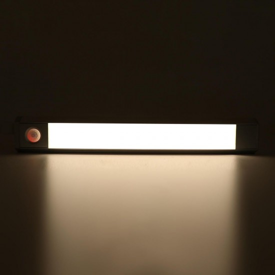 60 LED USB Rechargeable Motion Sensor Closet Light Wireless Under Cabinet Lamp 60 LED USB Rechargeable Motion Sensor Closet Light Wireless Under Cabinet Lamp