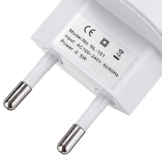AC220V Automatic LED Night Light Energy Saving Dusk to Dawn Sensor Rotating Lamp EU Plug AC220V Automatic LED Night Light Energy Saving Dusk to Dawn Sensor Rotating Lamp EU Plug