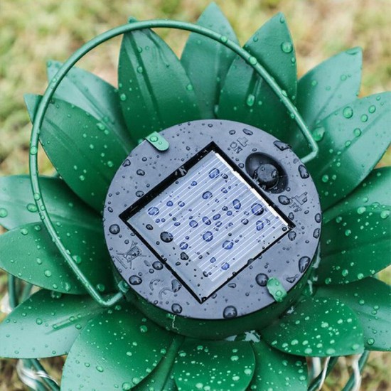 Pineapple LED Solar Light Waterproof Hanging Lantern Metal Warm White Garden Decorative Outdoor Lamp