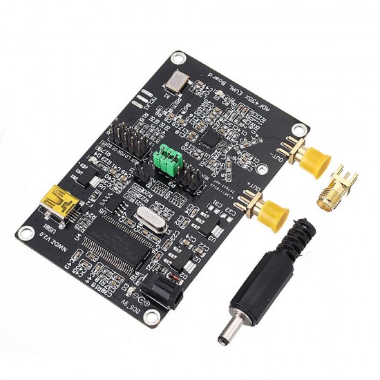 ADF4350/ADF4351 Development Board 35M-4.4G Signal Source PC Software Control Point Frequency Hopping Sweep ADF4350/ADF4351 Development Board 35M-4.4G Signal Source PC Software Control Point Frequency Hopping Sweep