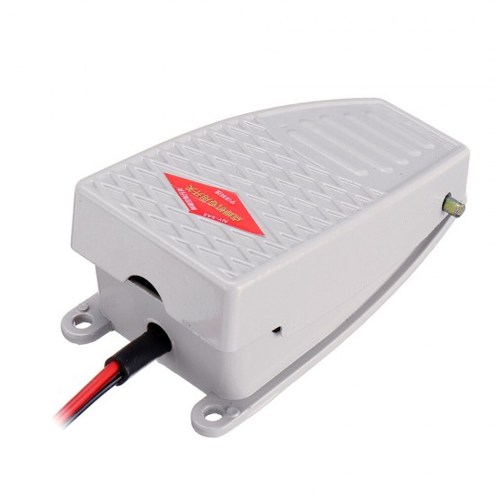 1.5M Foot Switch Pedal Metal Aluminum Shell Pedal Belt with Connector Foot Control for Spot Welding Machine Welder 1.5M Foot Switch Pedal Metal Aluminum Shell Pedal Belt with Connector Foot Control for Spot Welding Machine Welder