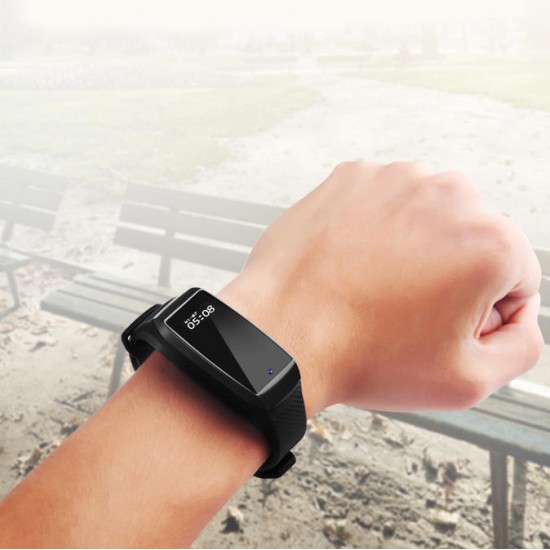 M66 HD 1080P 25.6 Million Pixels 135° Wide Angle Sports Wearable Bracelet Camera Time Display Loop Recording M66 HD 1080P 25.6 Million Pixels 135° Wide Angle Sports Wearable Bracelet Camera Time Display Loop Recording