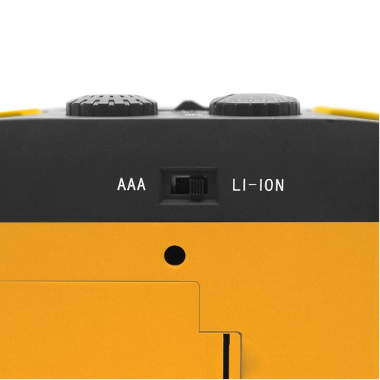 AM FM NOAA Weather Radio Solar Crank Emergency Flashlight Rechargeable Power Bank for iPhone Huawei Mobile Phone AM FM NOAA Weather Radio Solar Crank Emergency Flashlight Rechargeable Power Bank for iPhone Huawei Mobile Phone