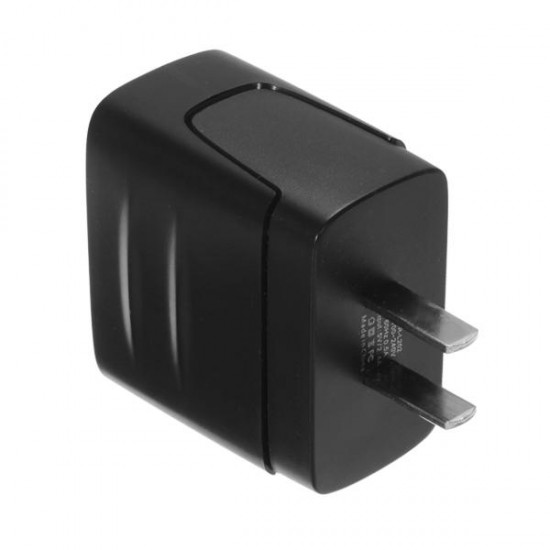 L202 Intelligent Double USB Charger For Tablet Cell Phone L202 Intelligent Double USB Charger For Tablet Cell Phone