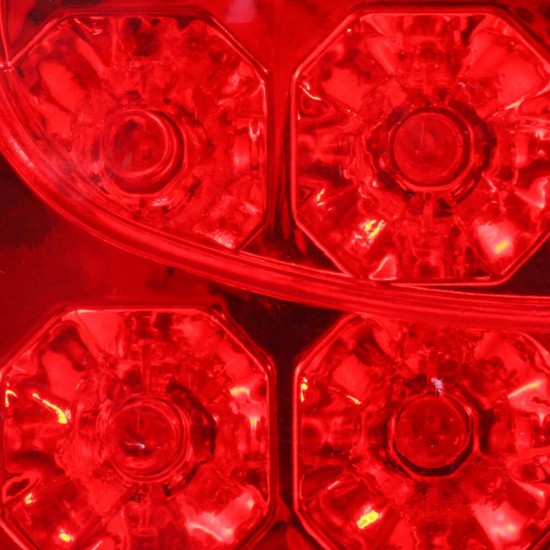 12V 32 LED Rear Stop Light Tail Brake Indicator Lamp Truck Trailer Van Caravan 12V 32 LED Rear Stop Light Tail Brake Indicator Lamp Truck Trailer Van Caravan