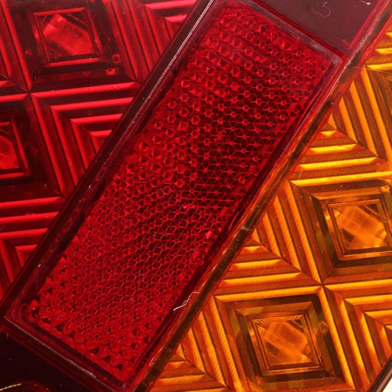 LED Taillight Turn Signal Lights Brake Stop Lamp Red Amber 10-30V 9.3x10.2cm for Truck Trailer LED Taillight Turn Signal Lights Brake Stop Lamp Red Amber 10-30V 9.3x10.2cm for Truck Trailer