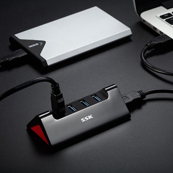 SHU835 USB 3.0 to 4-Port USB 3.0 Hub with Micro USB Power Port