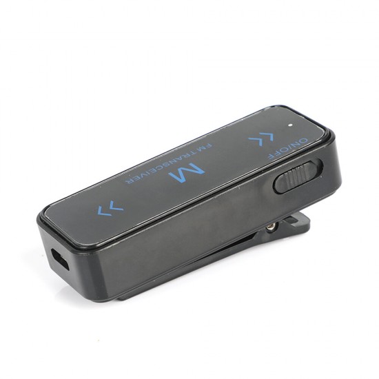 2Pcs V108 Mini Walkie Talkie Two-Way 400-470MHz FM Radio Ricetrasmittente + 2 Cuffie USB Carica 2Pcs V108 Mini Walkie Talkie Two-Way 400-470MHz FM Radio Ricetrasmittente + 2 Cuffie USB Carica