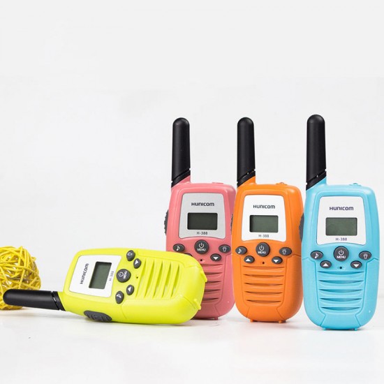 2pcs HUNICOM T-388 Chilren Handheld Radio Walkie Talkie Flashlight Interphone Kids ToyIntercome