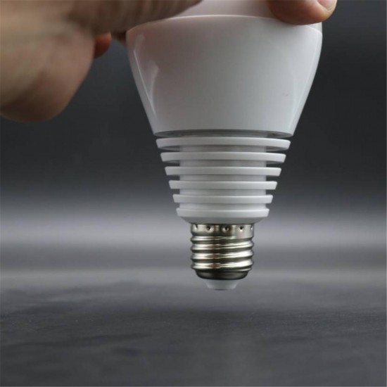 E27 360° Panoramic 1080P IR Camera Light Bulb Wifi Fisheye CCTV Security Camera E27 360° Panoramic 1080P IR Camera Light Bulb Wifi Fisheye CCTV Security Camera
