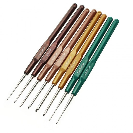 8Pcs 13.7cm Plastic Crochet Hooks Multicolor SofT-handle Knitting Needles Set