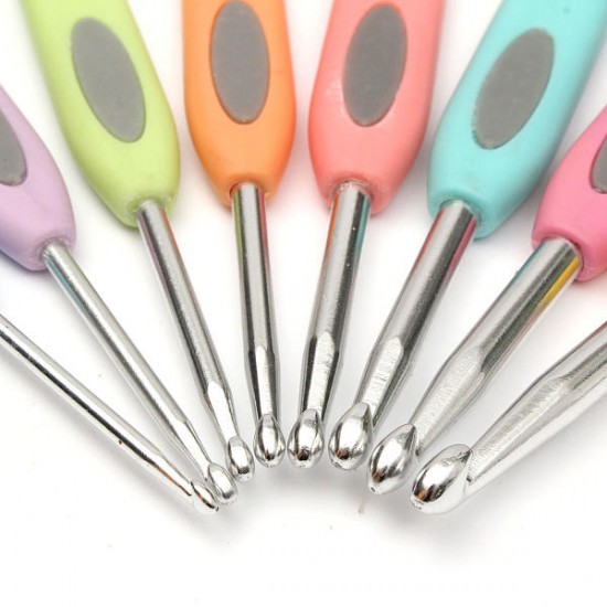 8pcs Colorful Soft Plastic Handle Aluminum Crochet Hooks Knitting Needles Set 8pcs Colorful Soft Plastic Handle Aluminum Crochet Hooks Knitting Needles Set