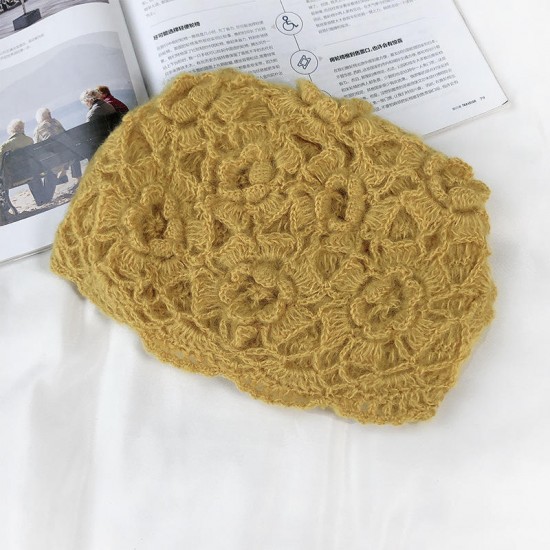 Women Hand-crocheted Beanie Hat Women Hand-crocheted Beanie Hat