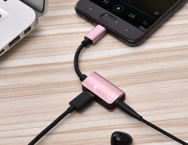 2-in-1-USB-C-Type-C-Digital-to-35mm-Earphone-Cable-Adapter-Portable-Headphone-Adapter-1389696