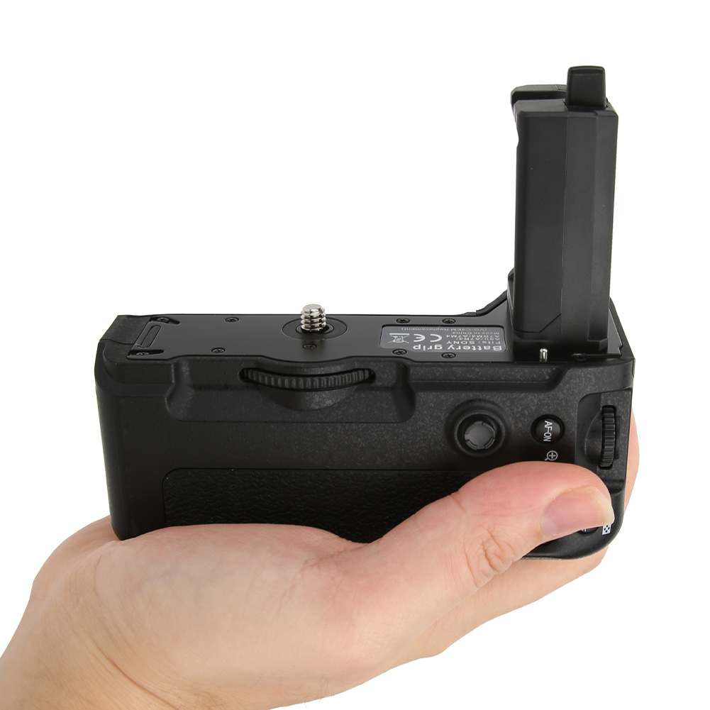 Mcoplus-MCO-A9II-A7IV-Camera-Battery-Grip-Horizontal-Vertical-Shooting-Handle-for-Sony-A7RIV-A7R4-A7-1745055