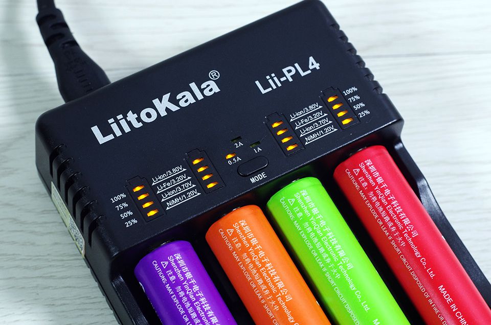 Liitokala-PL4-LED-Indicator-Intelligent-Rapid-Ni-MH--Li-fe--Li-ion--IMR-Battery-Charger-4Slots-EUUS--1303583