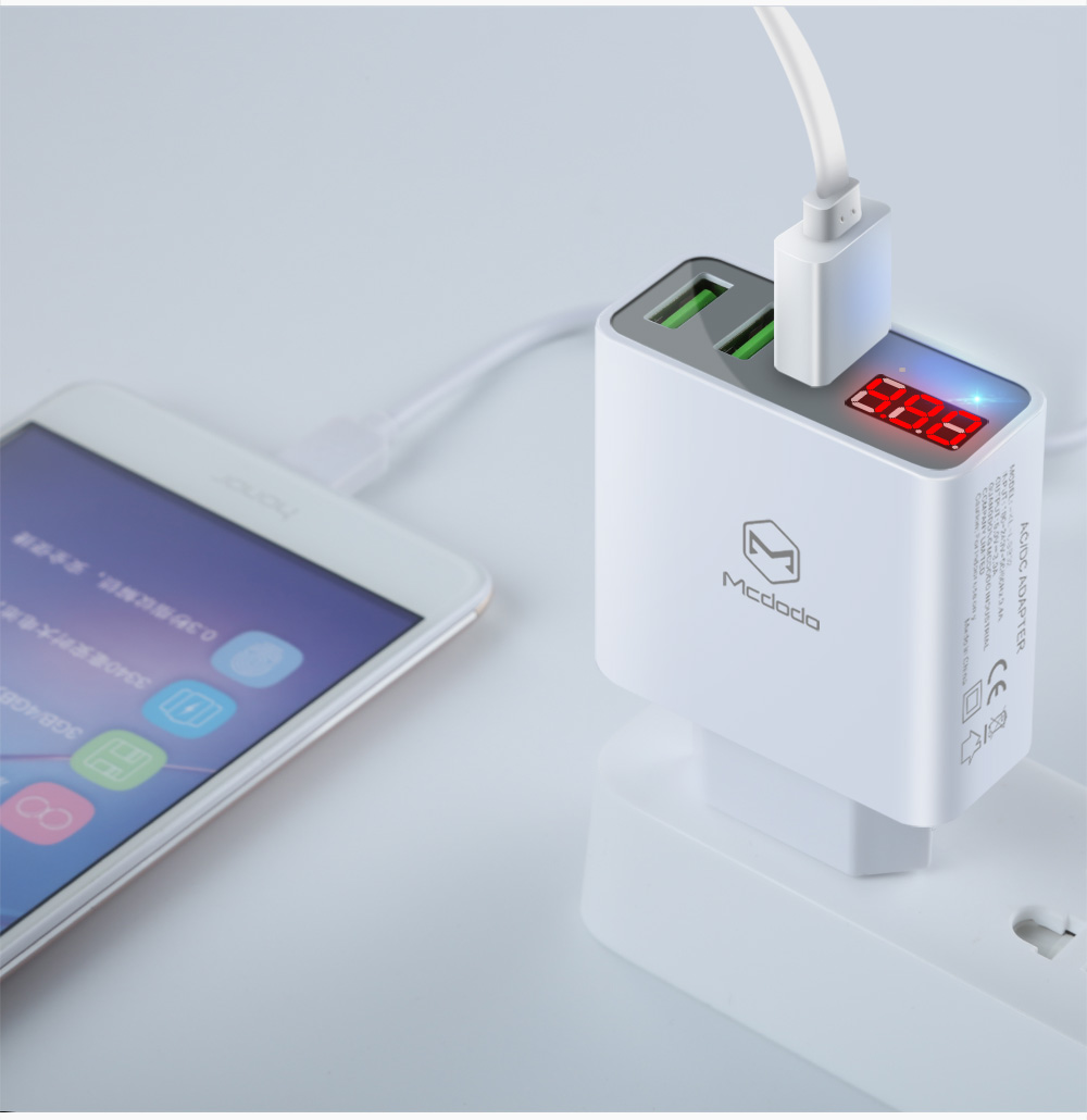 Mcdodo-3A-3-Ports-Digital-Current-Voltage-Display-Fast-USB-Charger-EU-Plug-For-iPhone-X-Oneplus-6-S9-1337990