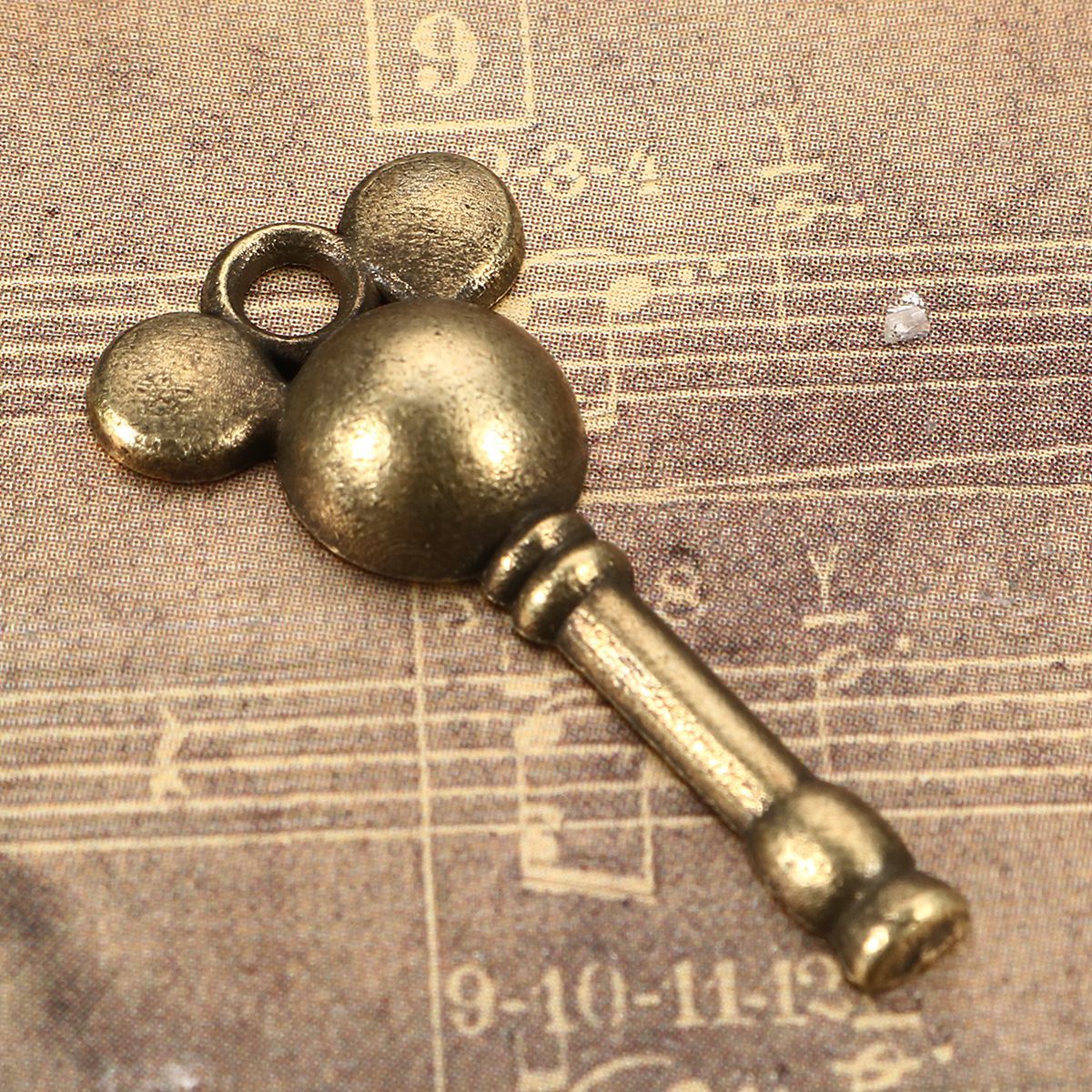 11pcs-Mixed-Antique-Vtg-old-look-Ornate-Bronze-Skeleton-Keys-Lot-Pendant-Fancy-Heart-Decorations-1286744