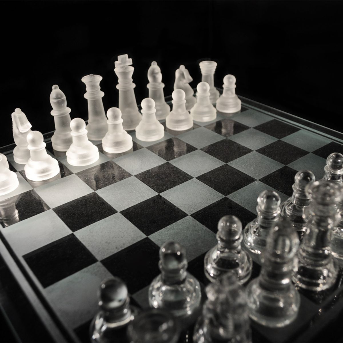 2020--2525CM-High-end-Elegant-K9-Checker-Glass-Chess-Game-Set-Home-Decorations-1459174