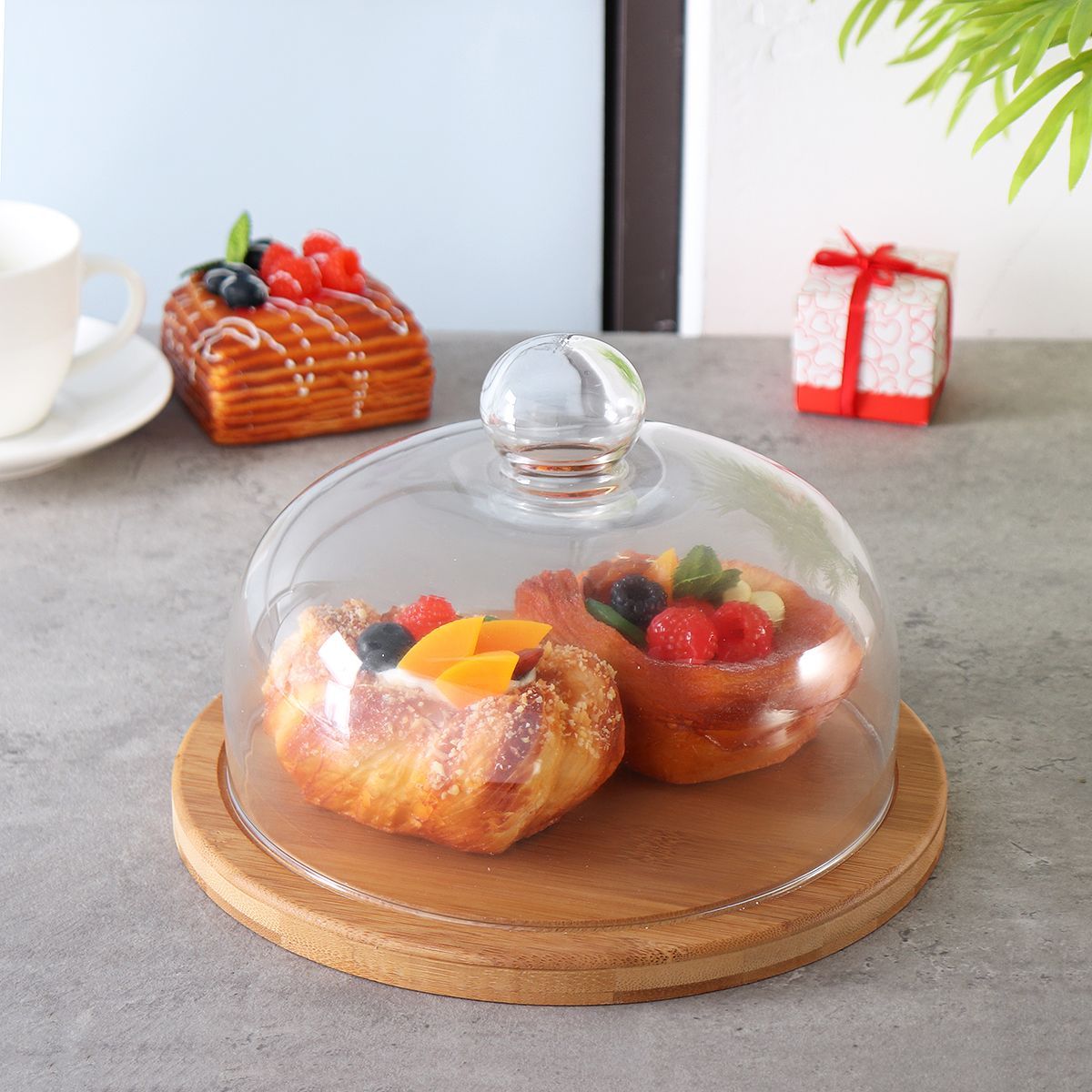21cm-Glass-Cake-Dessert-Dome-Cover-With-Rotating-Bamboo-Base-Kitchen-Storage-Container-1434670