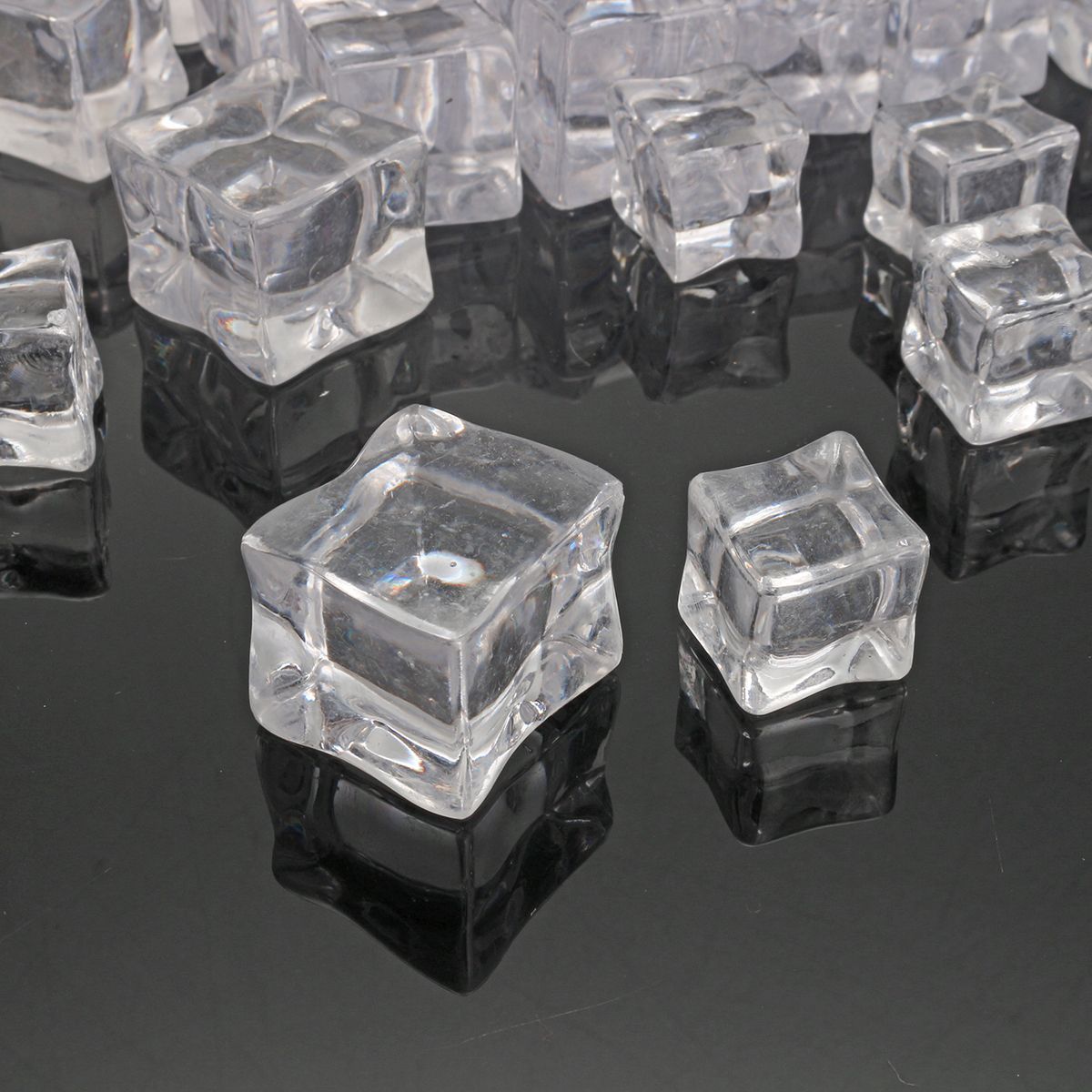 50Pcs-Crystal-Clear-Artificial-Acrylic-Ice-Cube-Square-Decor-Photo-Photography-Props-Decorations-1377071