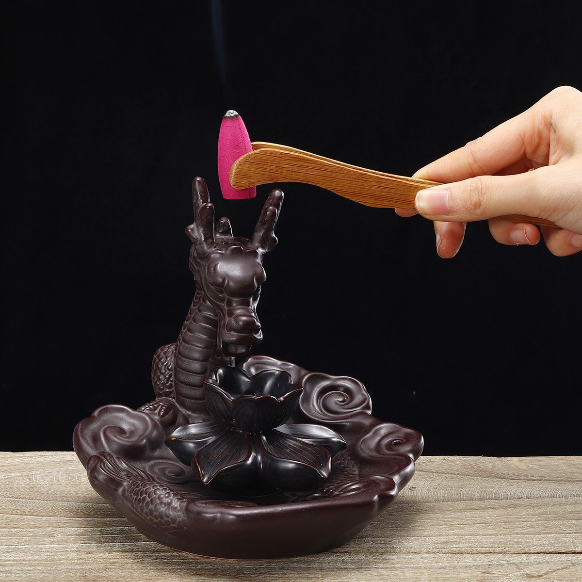 Dragon-Smog-Ceramic-Incense-Burner-Tea-Ceremony-With-Gift-Box-and-10pcs-Cones-1407760