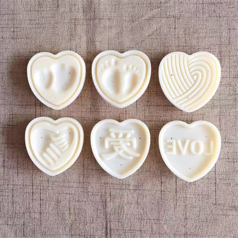 Heart-Stamps-Moon-Cake-Mould-3D-DIY-Mooncake-Mold-Mid-autumn-Festival-Baking-Accessories-1560511