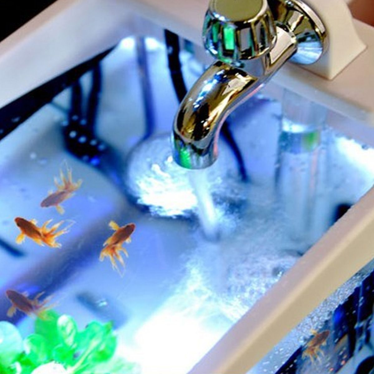 Small-Aquarium-Mini-Fish-Tank-Goldfish-Bowl-Lamp-Thermometer-Alarm-Clock-LED-Light-1608046