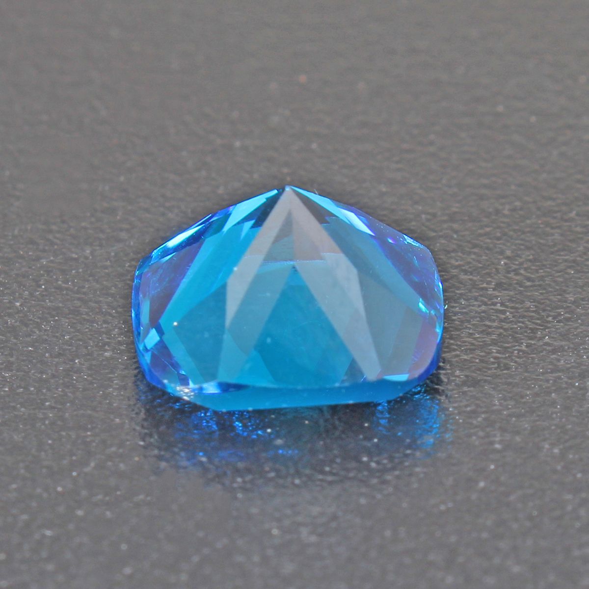 Unheated-Artificial-Ceylon-Blue-Sapphire-871-Carats-Cushion-Shape-10x10mm-Decorations-1461082