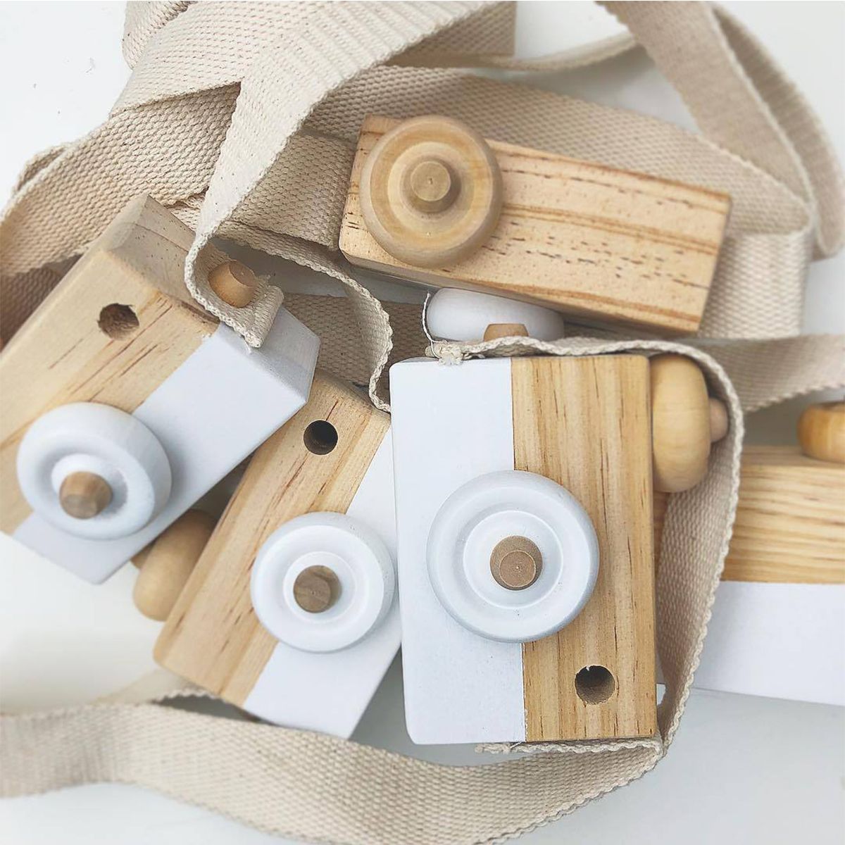 Wearable-Childrens-Wooden-Camera-Ornaments-Mini-Portable-Educational-Toys-Photography-Cute-Props-1573498