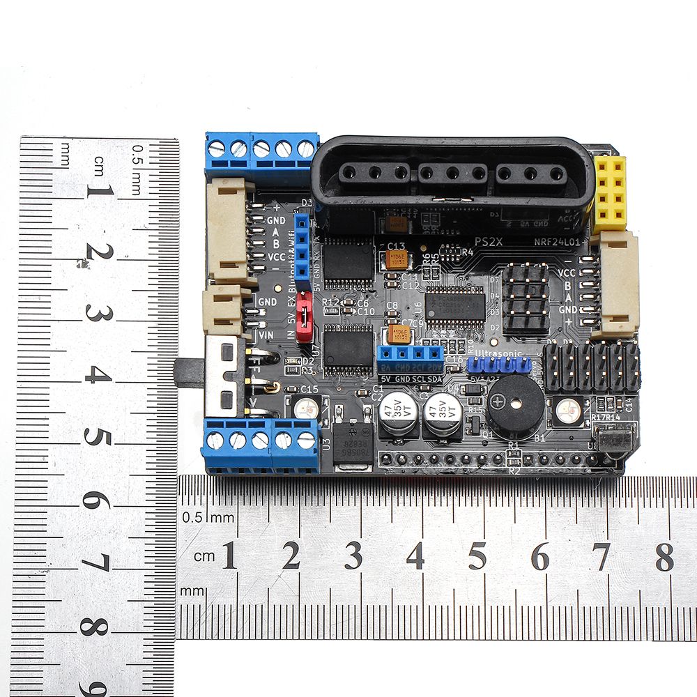 Four-way-Smart-Car-Motor-Driver-Board-PS2-bluetooth-1548138