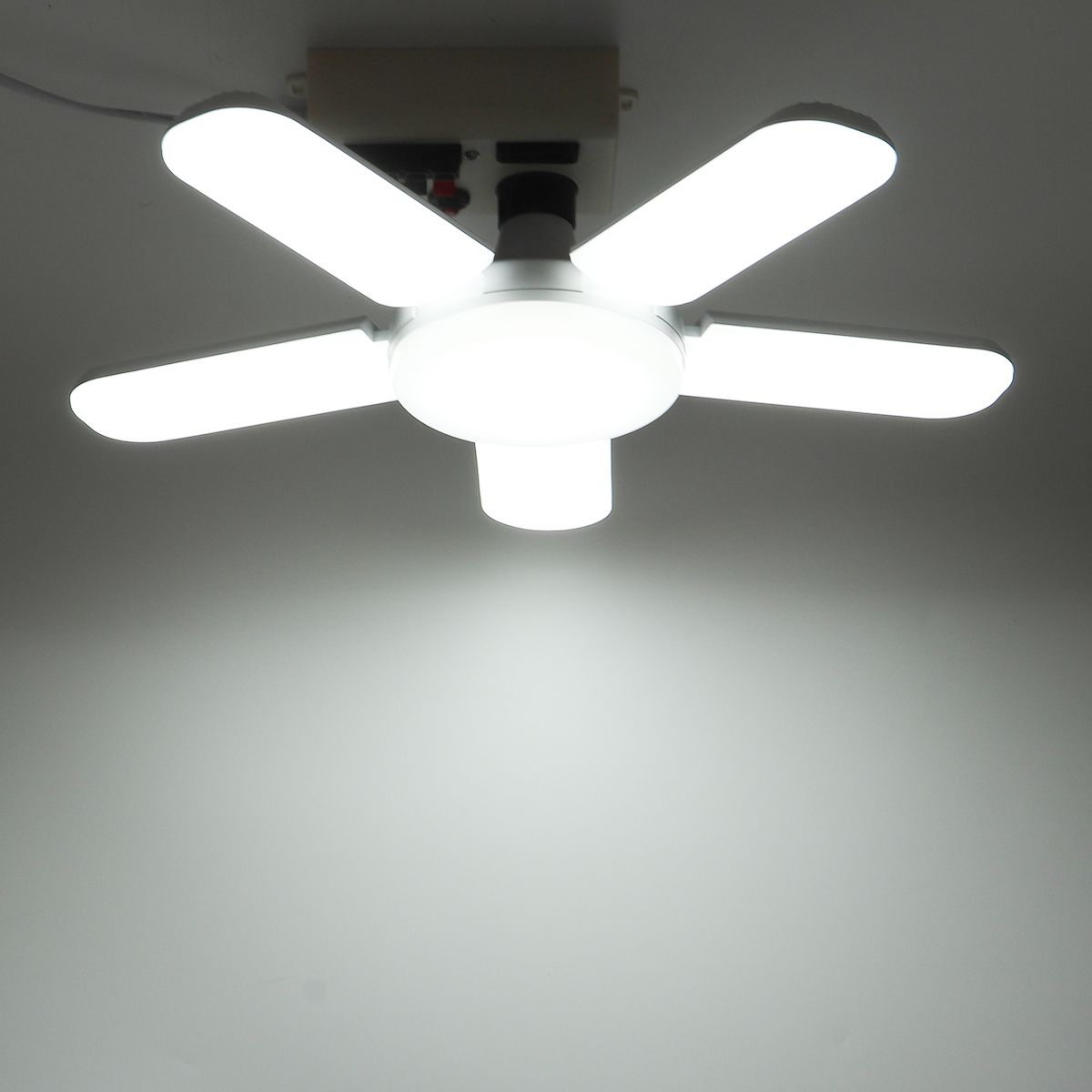 51-LED-Garage-Light-6500K-Foldable-Deformabl-Ceiling-Fixture-Light-Shop-Workshop-Lamp-1737877