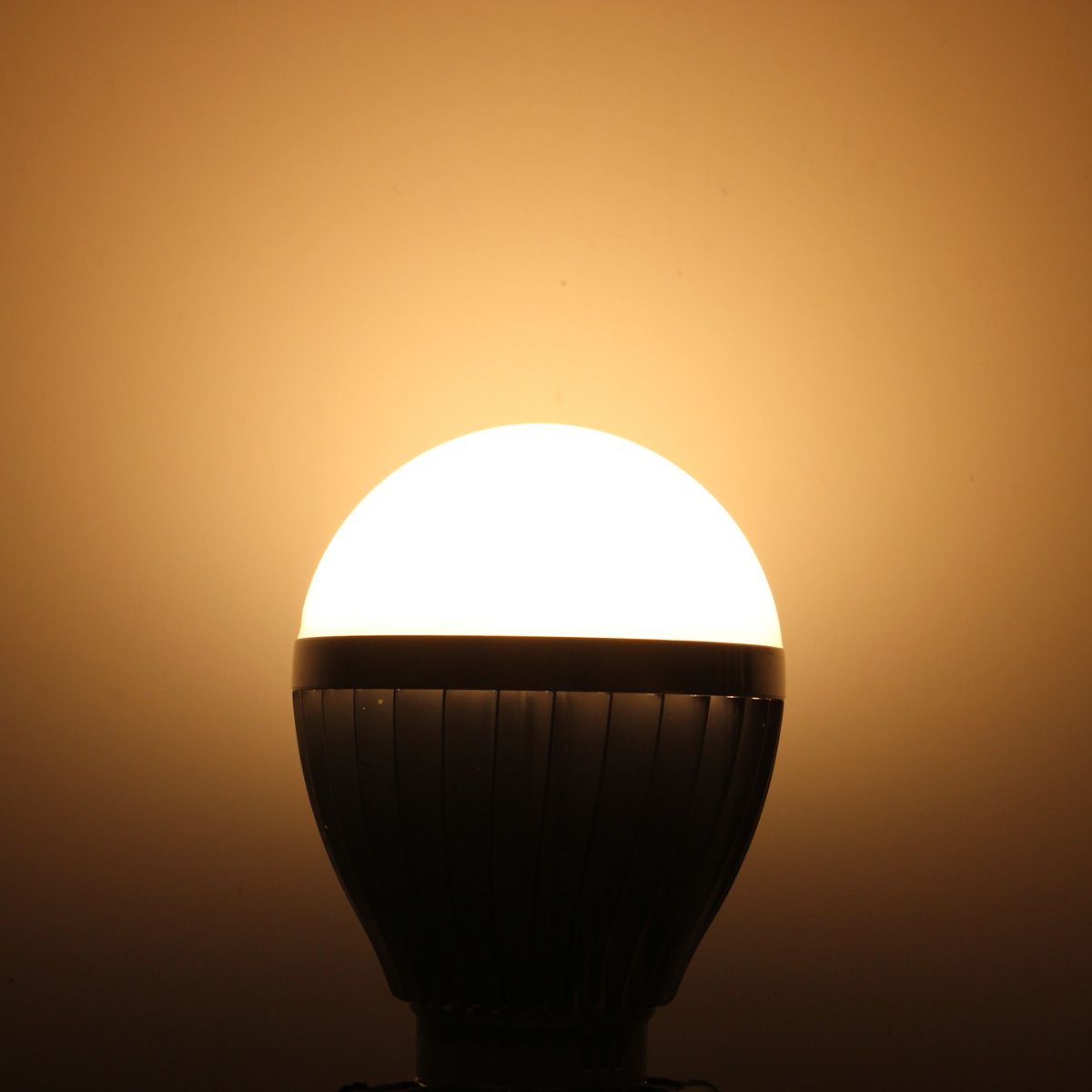 E27-B22-10W--Dimmable-14-SMD5730-LED-Bayonet-Edison-Bulb-Lamp-Globe-Light-Warm-White-AC-110-240V-1029115