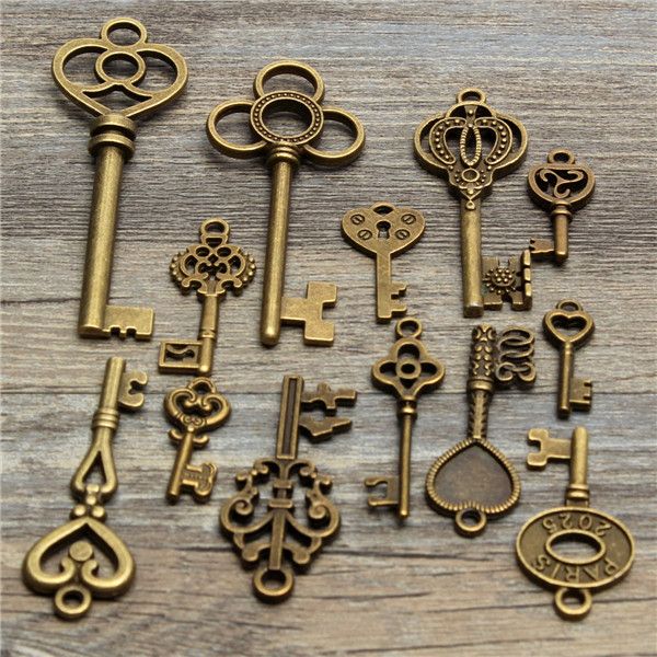 13pcs-Antique-Vintage-Old-Look-Skeleton-Key-Lot-Set-Pendant-Heart-Bow-Lock-Steampunk-Jewel-986823