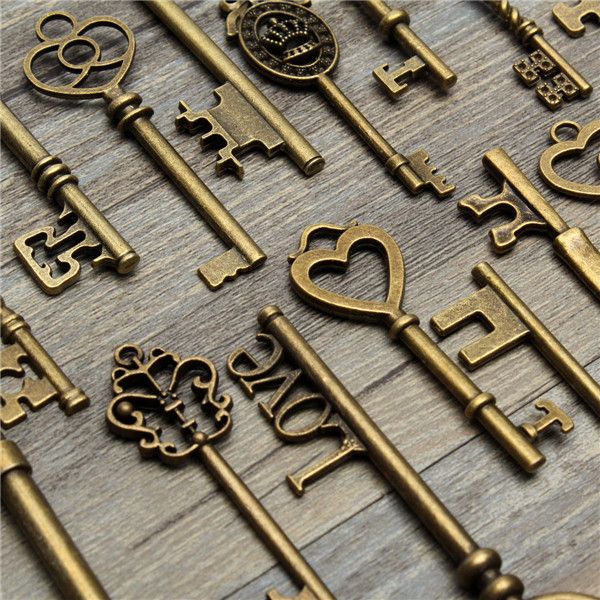 18Pcs-Antique-Vintage-Old-Look-Skeleton-Key-Lot-Pendant-Heart-Bow-Lock-Steampunk-995561