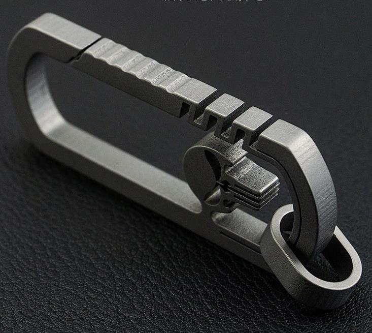 Titanium-EDC-Quickdraw-Hanging-Buckle-Keychain-Portable-Key-Ring-Pendant-Ornament-1382588